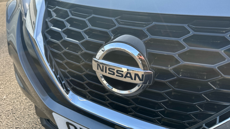 Nissan Juke 1.0 DiG-T 114 N-Connecta 5dr Petrol Hatchback